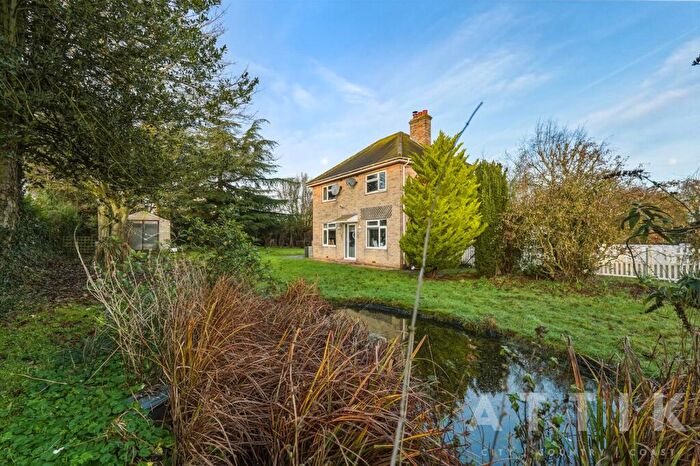 5 Bedroom Detached House For Sale In Whiteheath Road, Thurton, Norwich, NR14