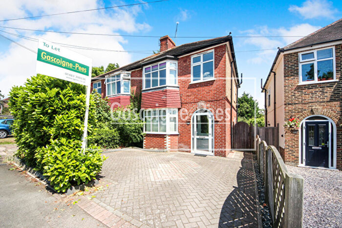 3 Bedroom House To Rent In Rydes Hill Road, Guildford, GU2