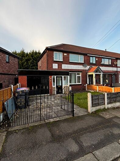 3 Bedroom Semi-Detached House To Rent In Wordsworth Road, Manchester, M38