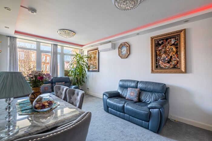 1 Bedroom Flat To Rent In Farm Lane, Fulham, SW6