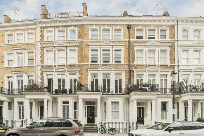 5 Bedroom Flat To Rent In Collingham Place, London, SW5