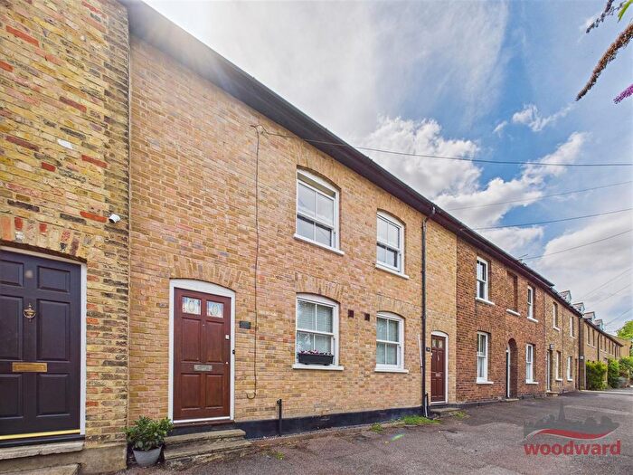 2 Bedroom Property To Rent In Victoria Terrace, Harrow On The Hill, HA1
