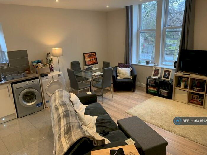 2 Bedroom Flat To Rent In Headingley Lane, Leeds, LS6