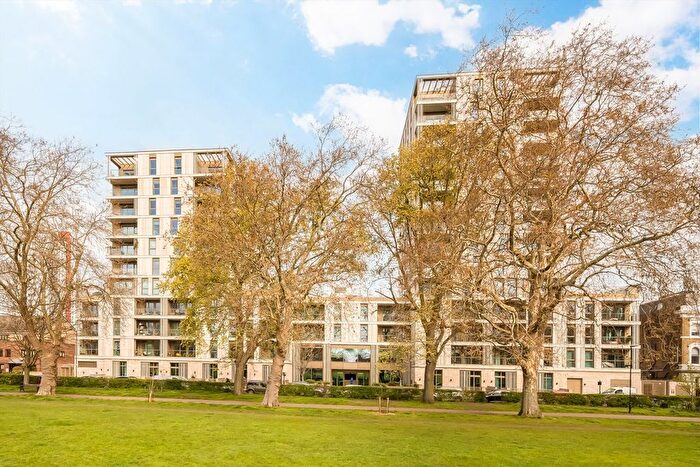 1 Bedroom Flat For Sale In Downs Road, Clapton, E5