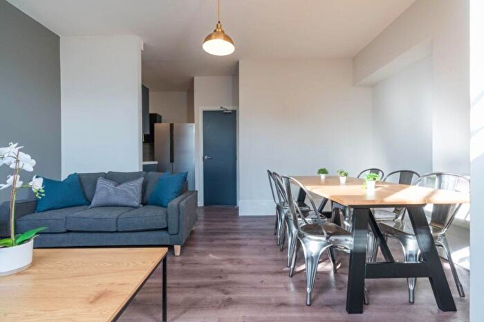 6 Bedroom Flat To Rent In Osborne Road, Newcastle, NE2