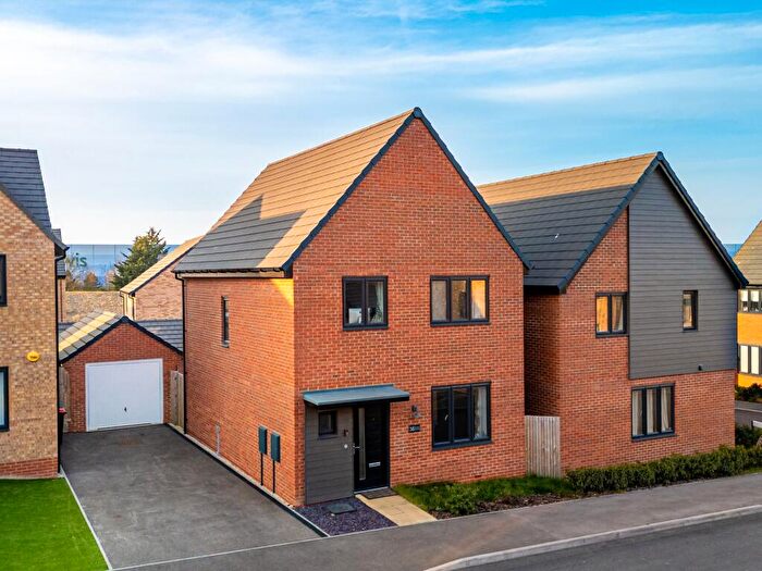 4 Bedroom Detached House For Sale In Cardno Avenue, Eagle Farm South, MK17