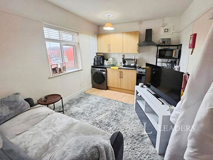 1 Bedroom Flat To Rent In South Parade, Skegness, PE25