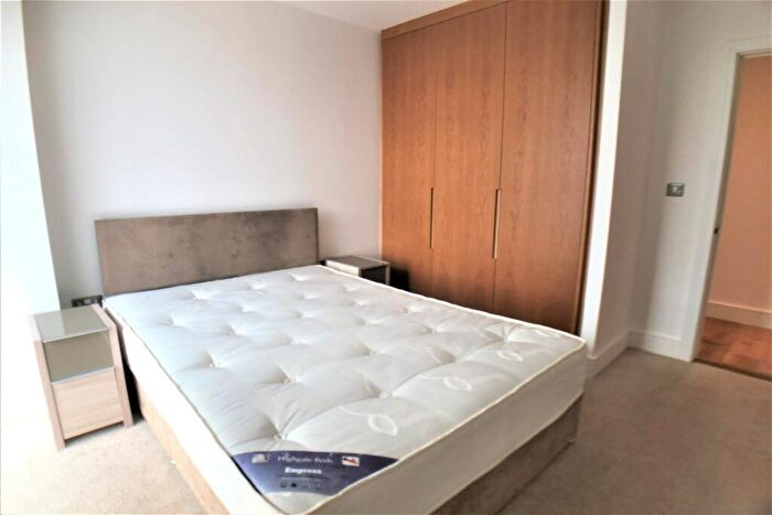 2 Bedroom Apartment To Rent In Thanet Tower, E16