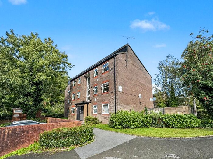 1 Bedroom Flat For Sale In New Road, Radcliffe, M26