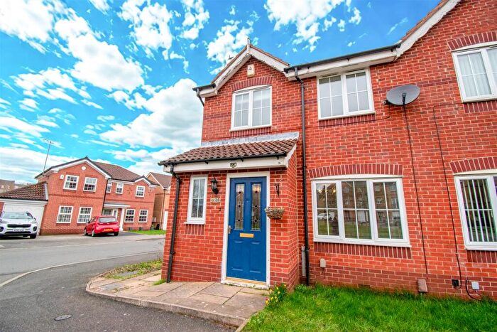 3 Bedroom Semi-Detached House For Sale In Thornhill Drive, South Normanton, Alfreton, DE55