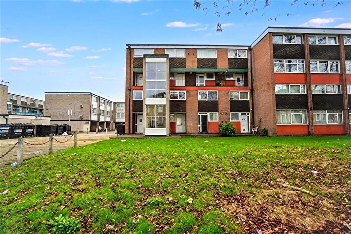2 Bedroom Flat For Sale In Wellesley Road, Croydon, CR0