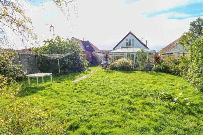 4 Bedroom Detached House For Sale In St Hermans Road, Hayling Island, PO11