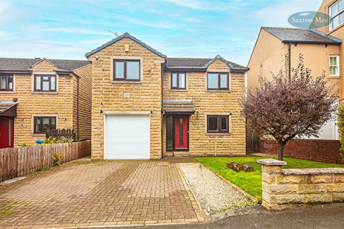 4 Bedroom Detached House For Sale In Chapel Road, Burncross, Sheffield, S35