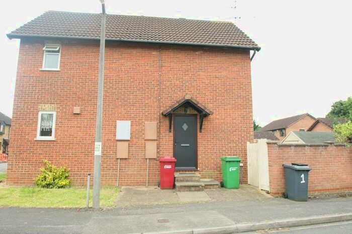 1 Bedroom Property To Rent In Moore Close, Cippenham, Slough, SL1