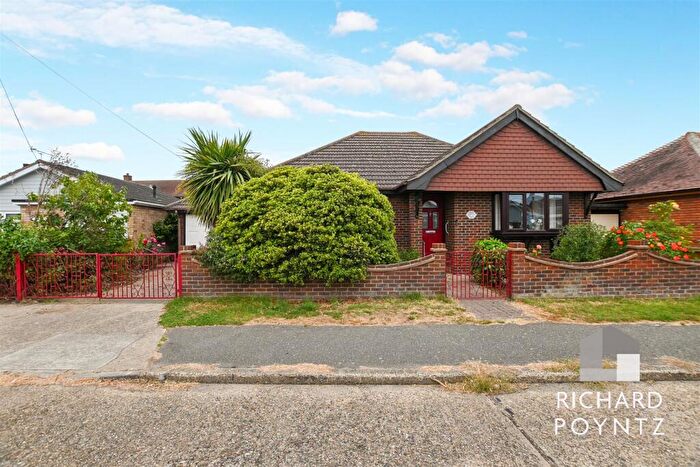3 Bedroom Detached Bungalow For Sale In No Onward Chain Westman Road, Canvey Island, SS8