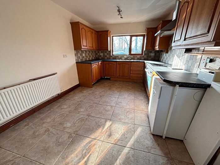 3 Bedroom Smallholding For Sale In Capel Seion Road, Llanelli, SA15