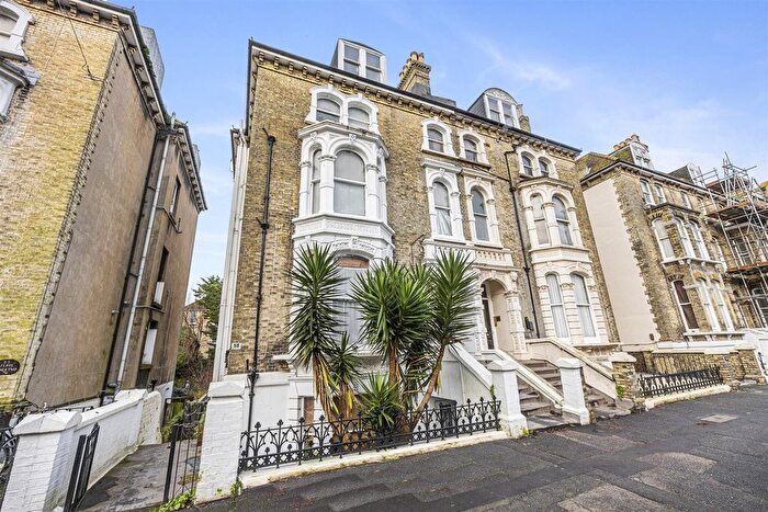 Studio For Sale In Tisbury Road, Hove, BN3