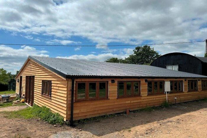 3 Bedroom Barn Conversion To Rent In Netherhill, Southampton, SO32