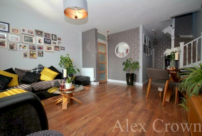 2 Bedroom Maisonette To Rent In Leicester Road, Barnet, EN5