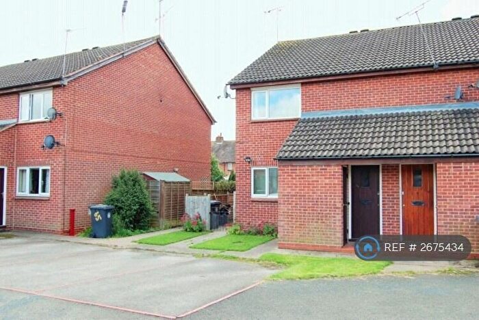 1 Bedroom Terraced House To Rent In Seymour Road, Alcester, B49