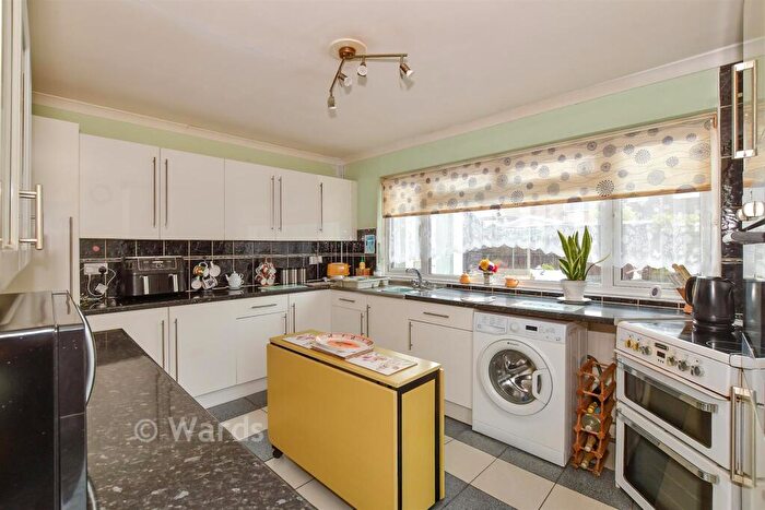 2 Bedroom Detached Bungalow For Sale In Lower Herne Road, Herne Bay, Kent, CT6