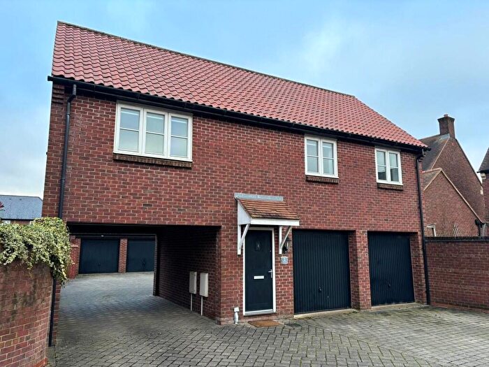 2 Bedroom Apartment To Rent In Tadley Acres, Shepton Mallet, BA4