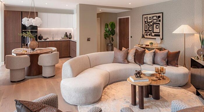 2 Bedroom Flat For Sale In London, WC1X