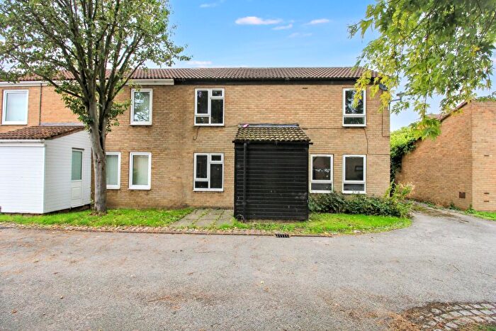 3 Bedroom Semi-Detached House For Sale In Salcombe Court, Clevedon Road, Scunthorpe, Lincolnshire, DN17
