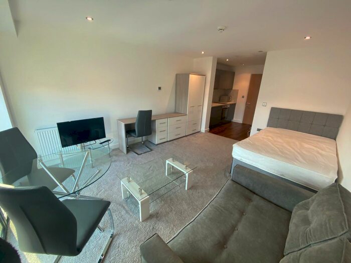 Studio To Rent In Earl Street, Sheffield, S1