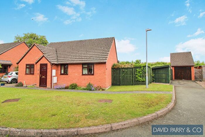 3 Bedroom Bungalow For Sale In Caenbrook Meadow, Presteigne, LD8