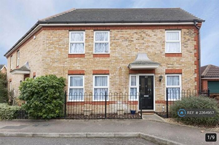 2 Bedroom End Of Terrace House To Rent In Foxglove Road, Romford, Rush Green, RM7