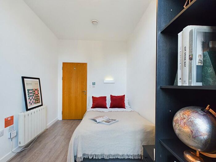 5 Bedroom Flat To Rent In China Street, Lancaster, LA1