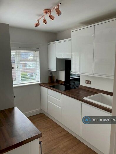 1 Bedroom Flat To Rent In Hillside, London, NW9
