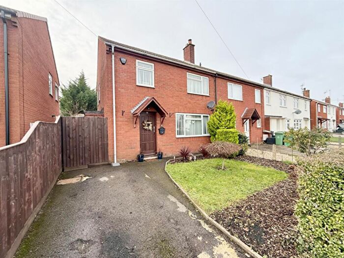 3 Bedroom End Of Terrace House For Sale In Colwell Avenue, Hucclecote, Gloucester, GL3