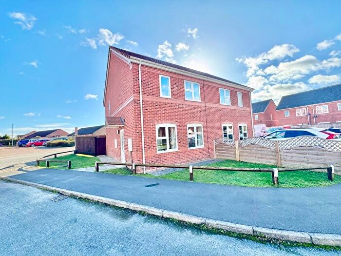 3 Bedroom Semi Detached House For Sale In Somersby Way, Louth, LN11