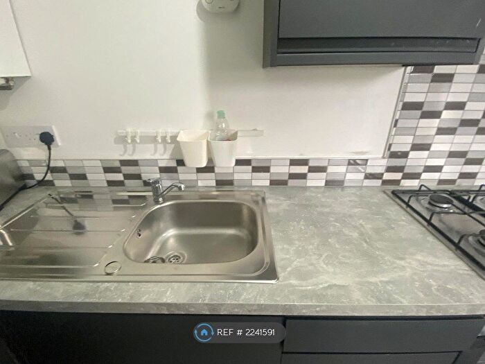 1 Bedroom Flat To Rent In Saffron Lane, Leicester, LE2