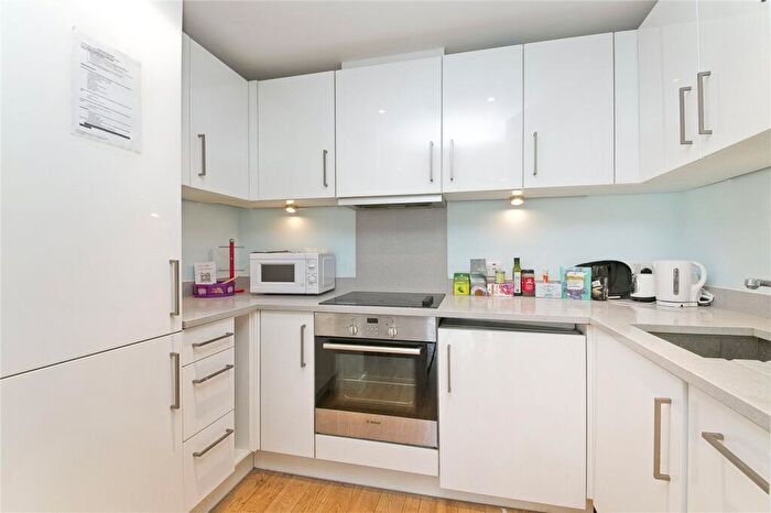2 Bedroom Flat To Rent In York Way, Hillmarton Conservation Area, N7