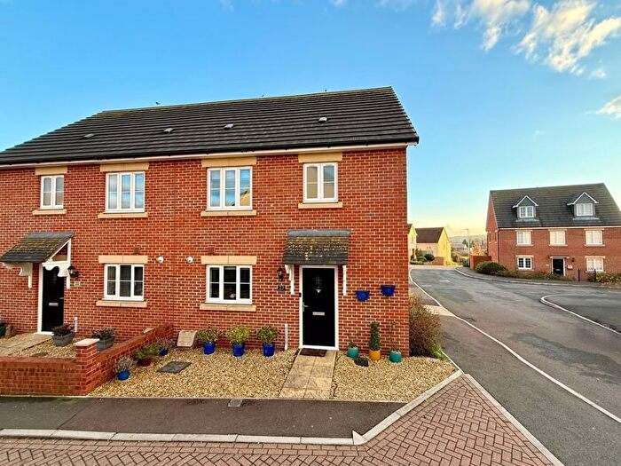 3 Bedroom Semi-Detached House To Rent In Derham Close, Creech St. Michael, Taunton, TA3