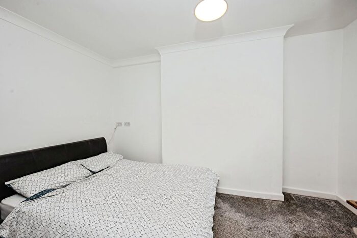 3 Bedroom End Terrace House For Sale In Crown Cottages, Ystradgynlais, Powys, SA9