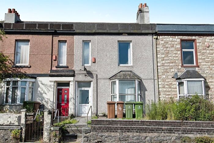 3 Bedroom Terraced House For Sale In Cheltenham Place, Plymouth, PL4
