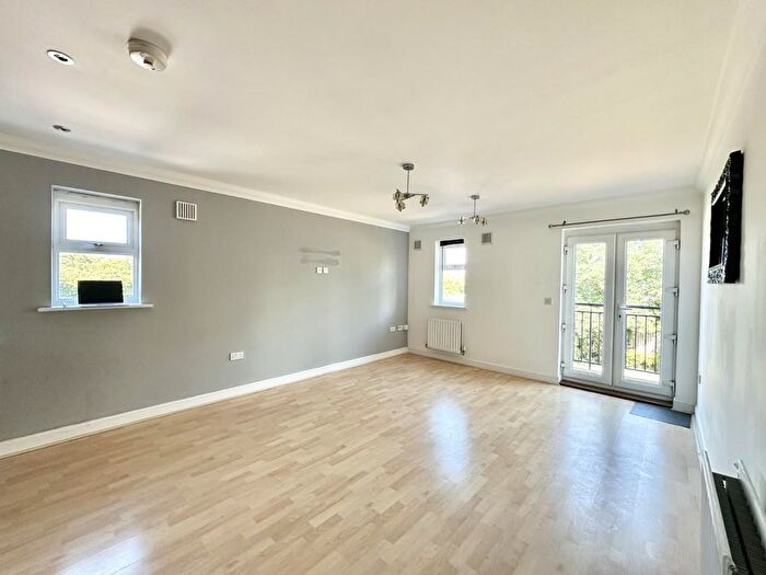2 Bedroom Flat To Rent In Comet House, New Road, Harlington, UB3