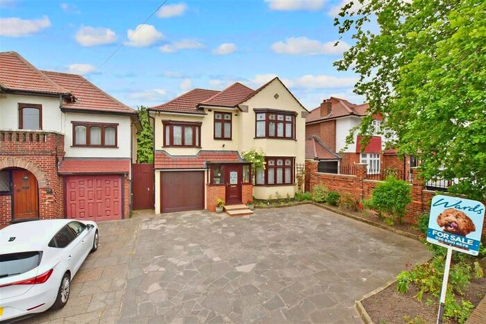 5 Bedroom Detached House For Sale In Danson Road, Bexleyheath, Kent, DA6