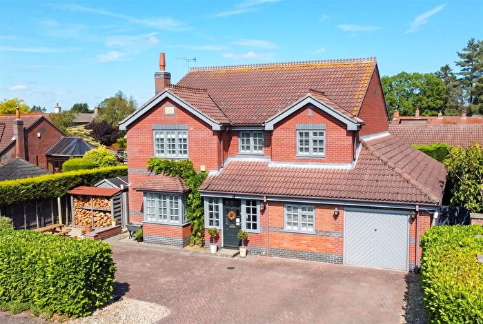 4 Bedroom Detached House For Sale In Lincoln Road, Bassingham, Lincoln, LN5