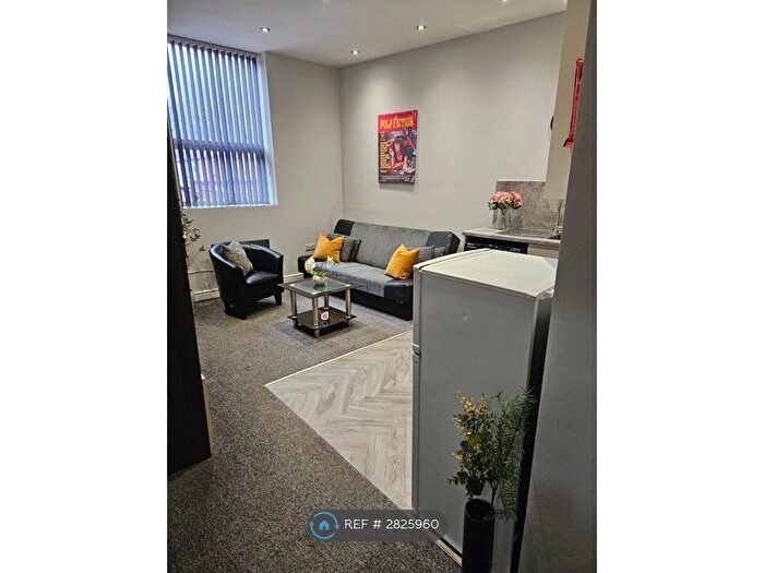 1 Bedroom Flat To Rent In Bath Court, Bolton, BL2