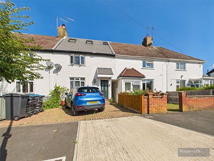 3 Bedroom Detached House To Rent In Fullers Avenue, Surbiton, KT6