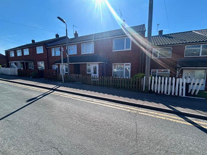 3 Bedroom House To Rent In Penn Road, Stevenage, SG1