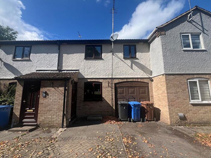 2 Bedroom Town House To Rent In Arreton Court, Alvaston, DE24