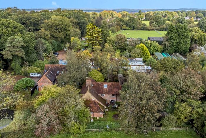 3 Bedroom Detached House For Sale In Little Heath Lane, Potten End, Berkhamsted, HP4