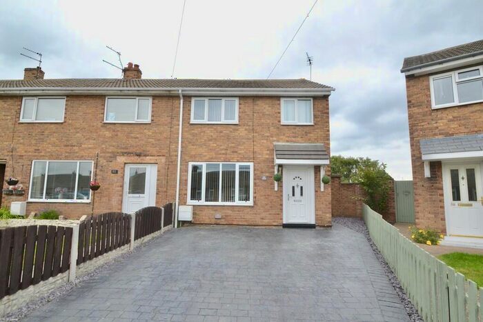 3 Bedroom End Of Terrace House To Rent In Grange Avenue, Hatfield, Doncaster, DN7