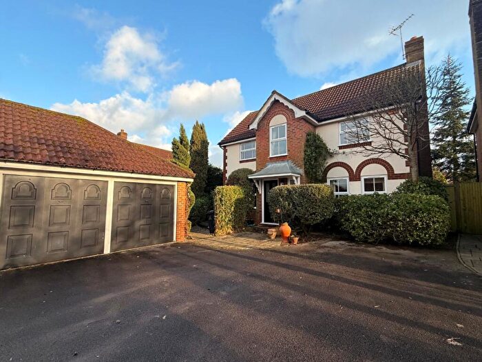 4 Bedroom Detached House To Rent In Withy Close, Romsey, Hampshire, SO51